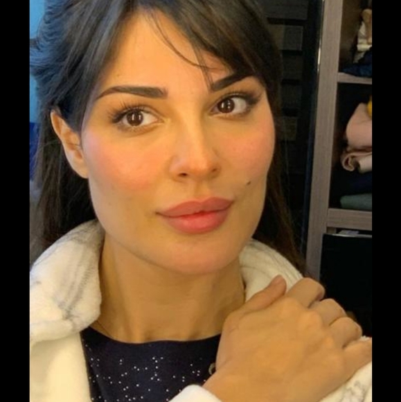 Meet your Posher, Isabel - Picture 1 of 1